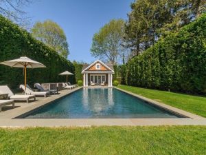 Celebrity homes - Brooke Shields house - Southhampton - pool and garden.jpg